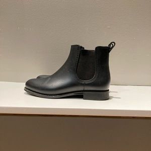 Black Chelsea rain boots 6